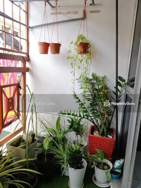 Untuk Dijual - Sri Manja Court