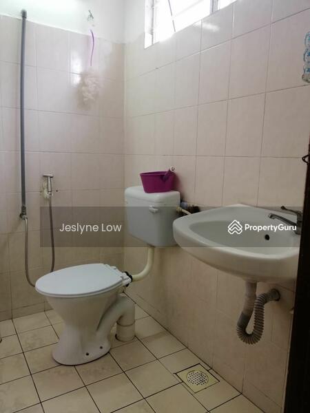 Untuk Dijual - Sri Manja Court