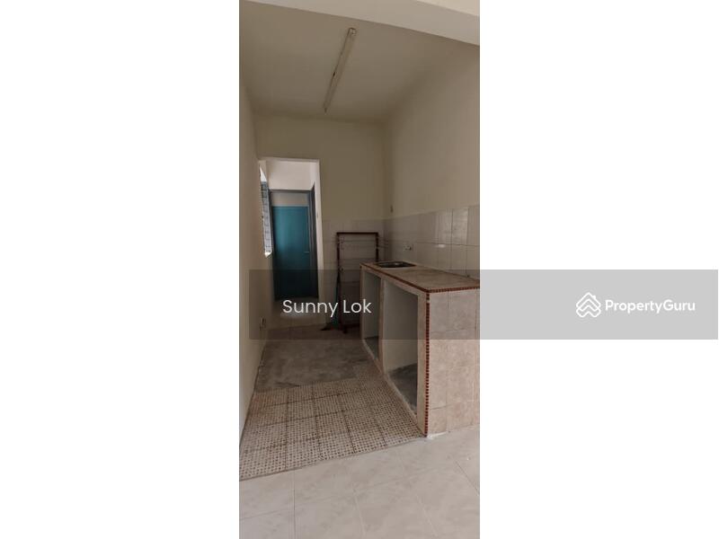 For Rent - Taman Pantai Bersih