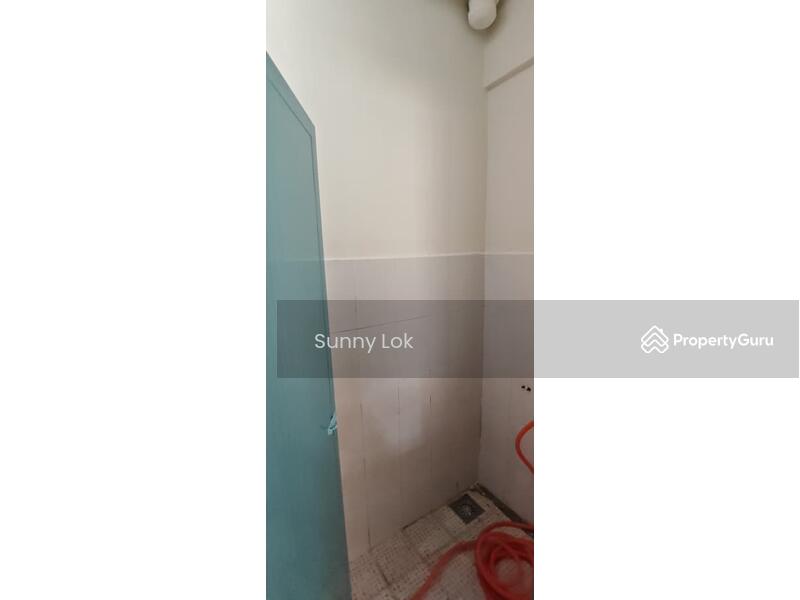 For Rent - Taman Pantai Bersih