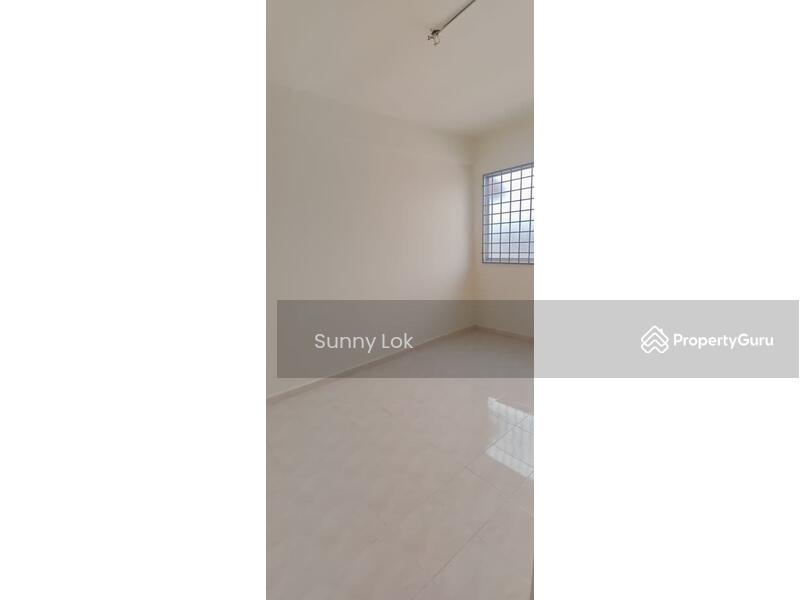 For Rent - Taman Pantai Bersih