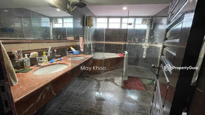For Sale - Taman Pelangi