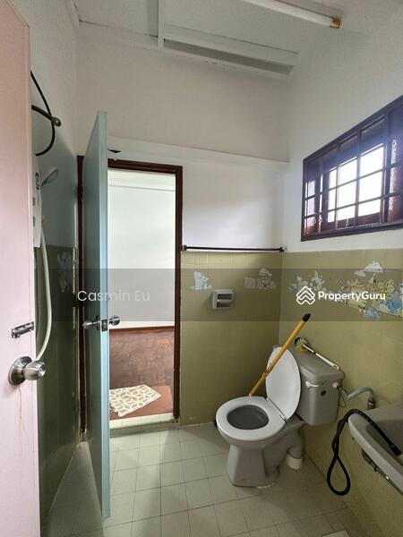 For Rent - 2-storey Terrace House at Taman Melodies