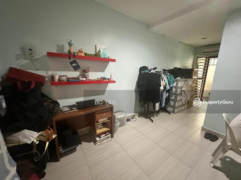 For Sale - 2.5-storey Terraced House at Laman Rimbunan