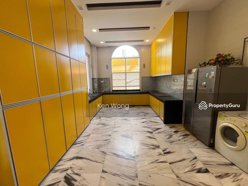 Untuk Dijual - Country Heights Kajang