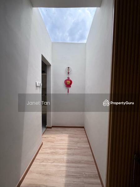 For Rent - Bungalow House at Taman Majidee