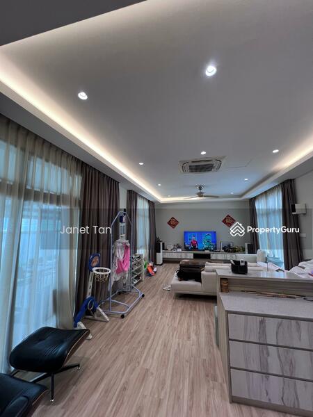 For Rent - Bungalow House at Taman Majidee