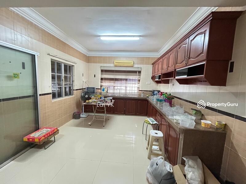 For Sale - Semi-Detached House at Usj 5