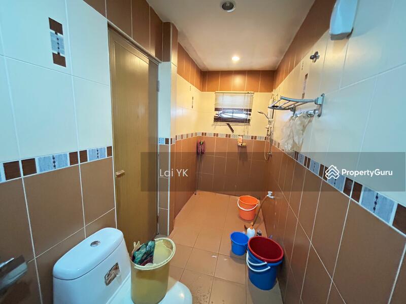 For Sale - Semi-Detached House at Usj 5