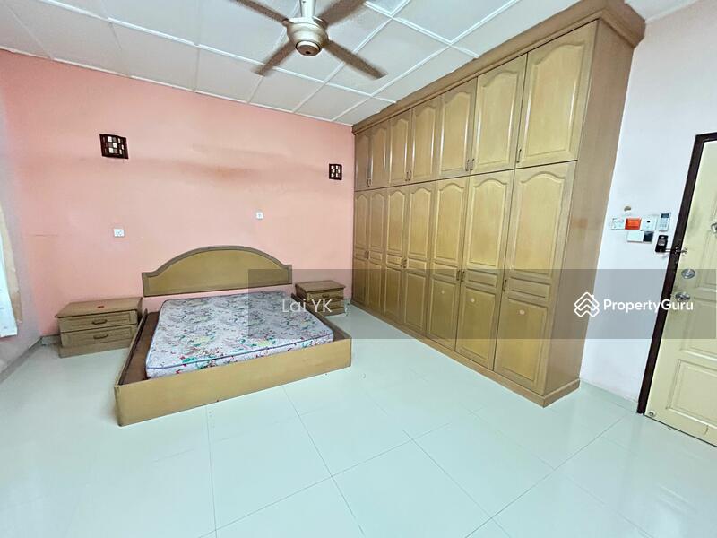 For Sale - Semi-Detached House at Usj 5