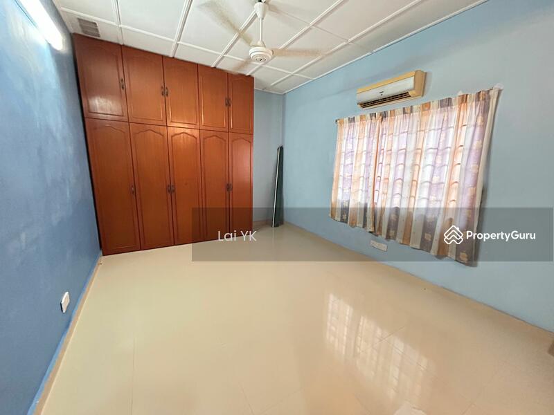 For Sale - Semi-Detached House at Usj 5