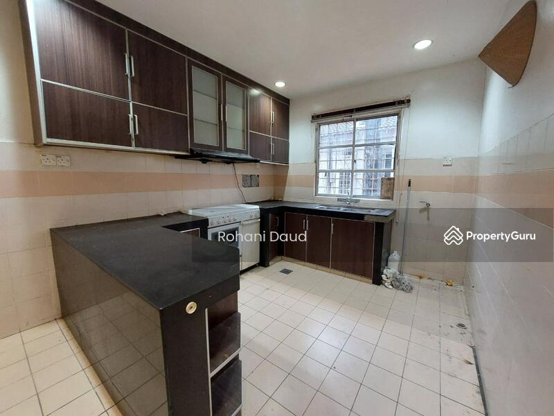 Untuk Disewa - Townhouse Templer Suasana Templer Park RAWANG SELAYANG