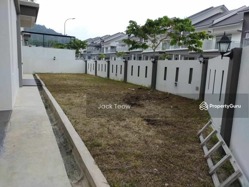 For Sale - Corner Lot 2-storey Terrace House at Kampung Kepayang