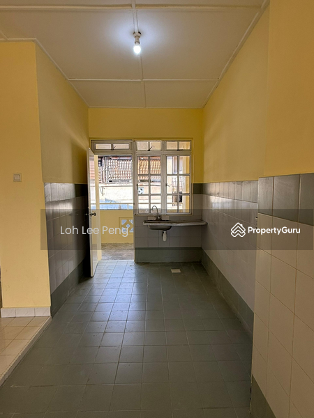 For Sale - Tanjong Puteri Apartment