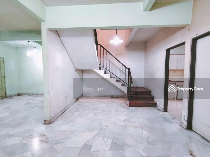 Untuk Dijual - Kamunting Taiping 2 sty house near the aeon jusco tesco store ktm