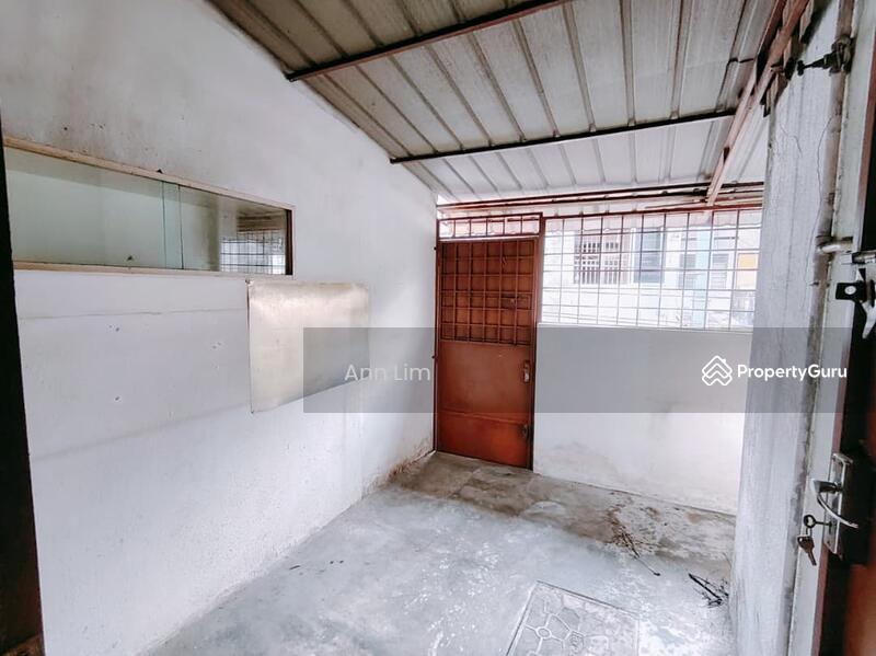 Untuk Dijual - Kamunting Taiping 2 sty house near the aeon jusco tesco store ktm