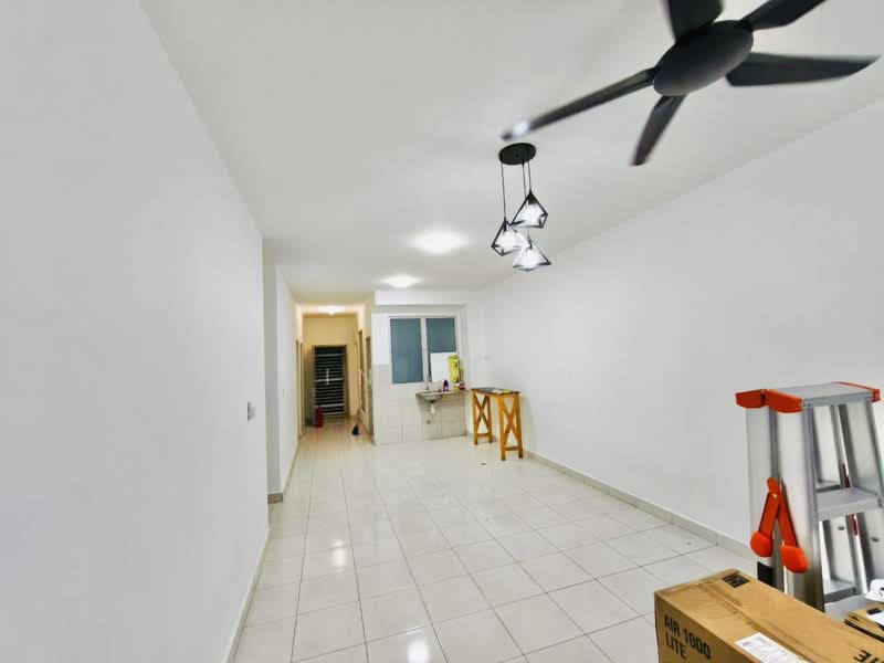 Apartment for Rent at Vista Hijauan - Erin Yusof - Corridor - PropertyGuru.com.my