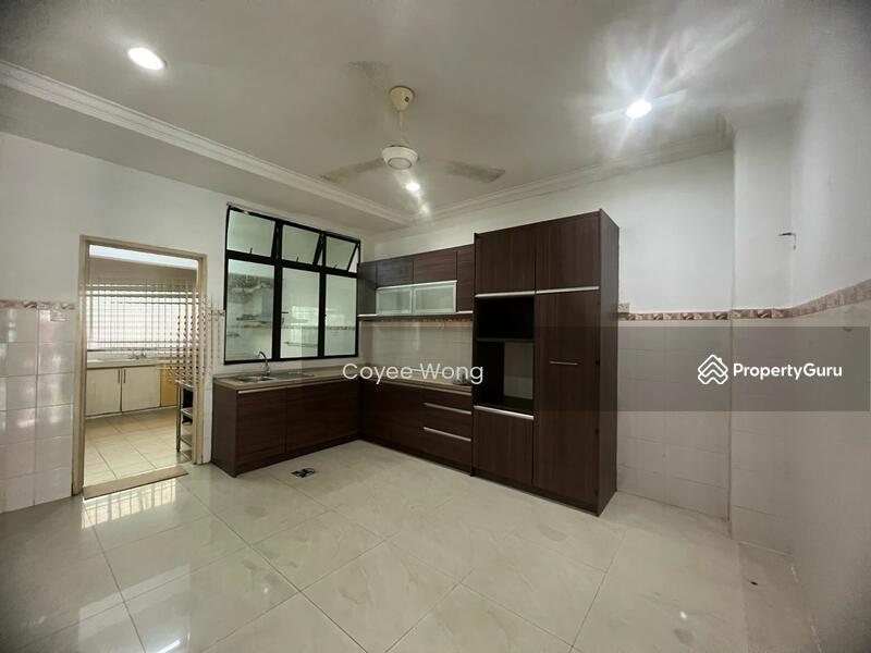 Untuk Dijual - Kepong, Taman Sinar Suria, 3sty house, Freehold