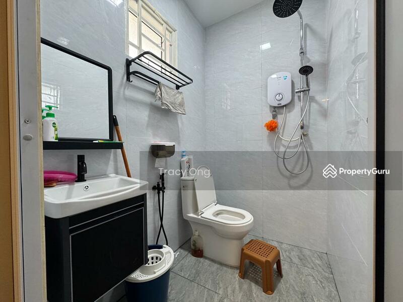 Untuk Disewa - Taman Bunga Sejati