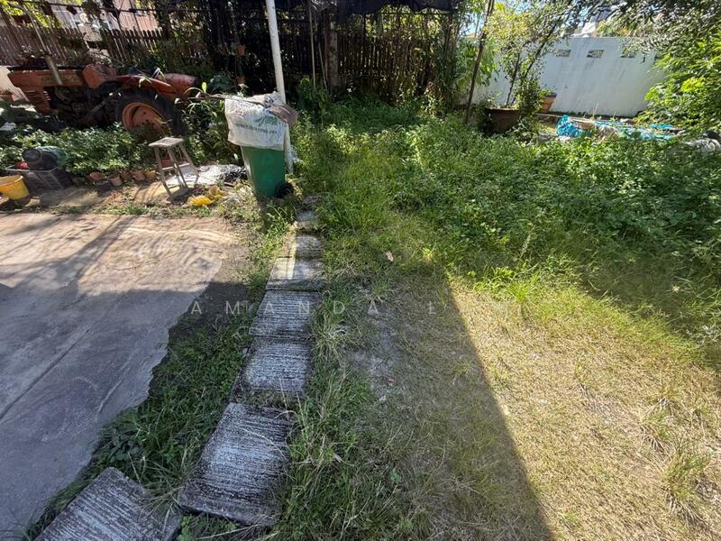 Untuk Dijual - 2-storey Terrace Corner House Taman Bunga Raya