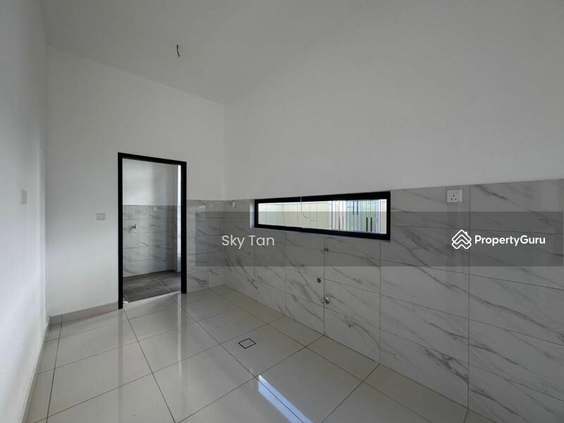 For Sale - TAMAN IMPIAN EMAS (HONEYDALE RESIDENCE)