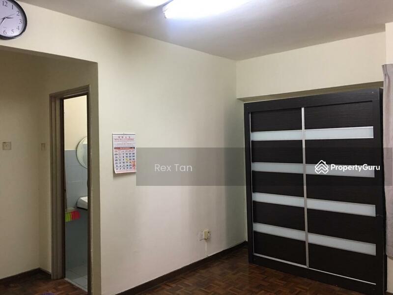 Untuk Disewa - Vista Perdana