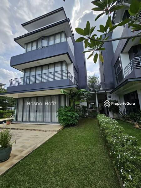 For Rent - Precinct 8