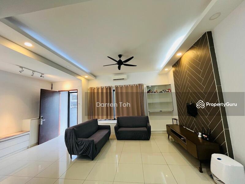 Untuk Disewa - 2-storey Terrace House at Kota Warisan