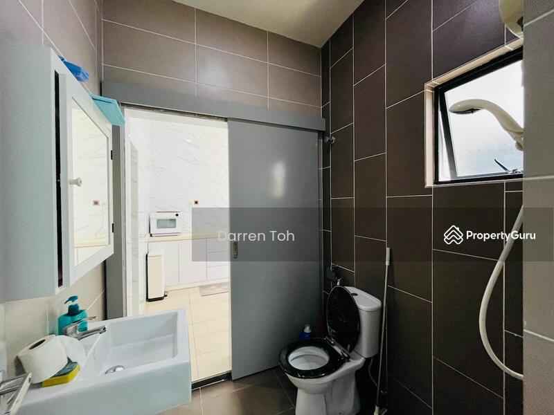 Untuk Disewa - 2-storey Terrace House at Kota Warisan
