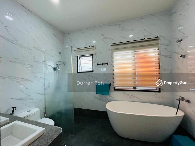 Untuk Disewa - 2-storey Terrace House at Kota Warisan