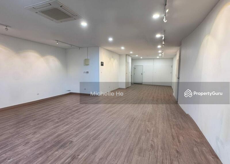 For Rent - Mount Austin/ 1st Floor Shop/ For Rent