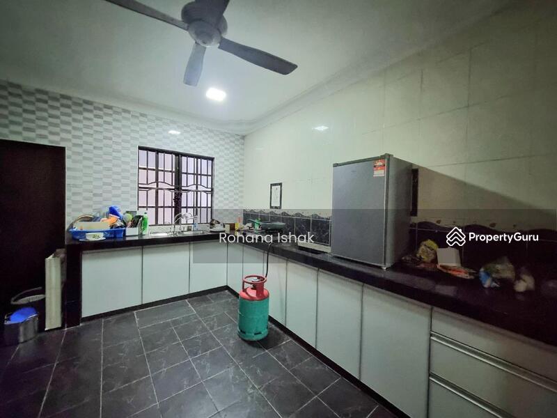 For Sale - Corner lot Renovated 2 Storey Terrace Subang Bestari U5 Taman Desa Subang Shah Alam