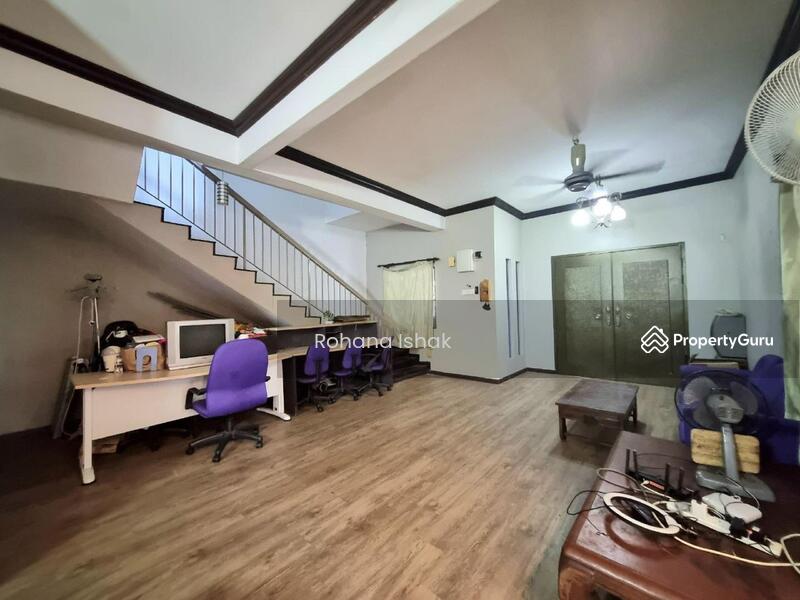 For Sale - Corner lot Renovated 2 Storey Terrace Subang Bestari U5 Taman Desa Subang Shah Alam