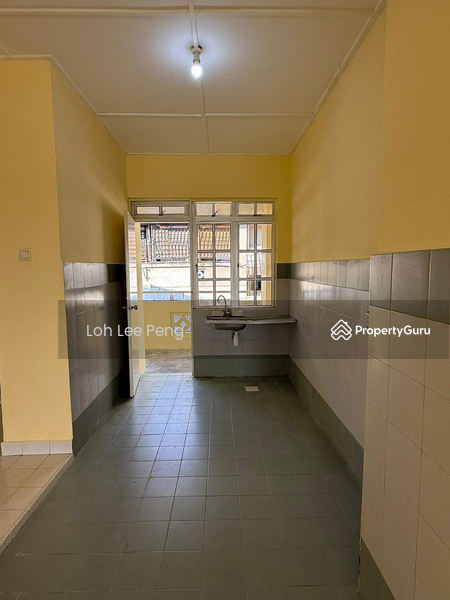 Untuk Disewa - Tanjong Puteri Apartment
