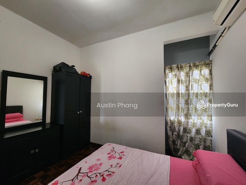 Untuk Disewa - Spanish Villa