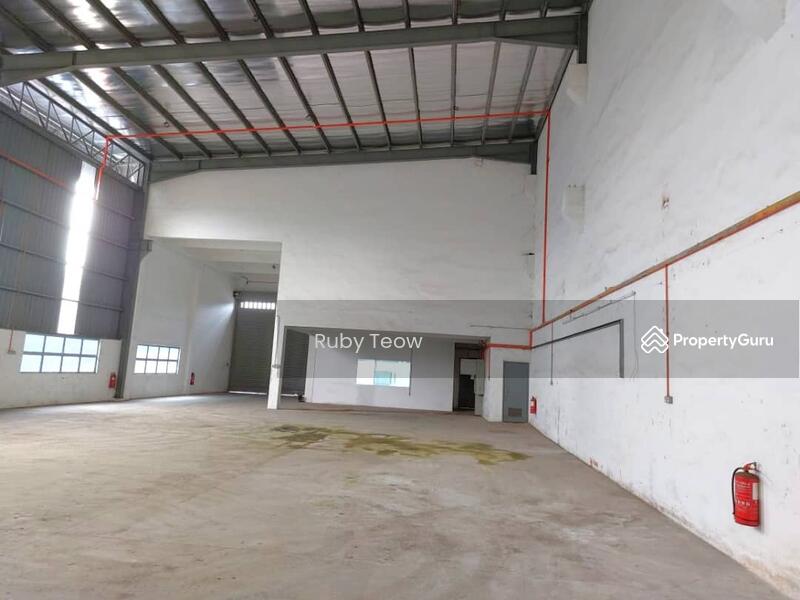 Untuk Disewa - Apex Industrial Park – 2 Storey Semi-Detached Factory for Rent