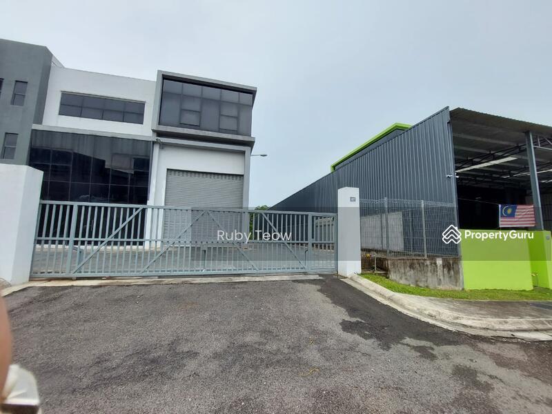 Untuk Disewa - Apex Industrial Park – 2 Storey Semi-Detached Factory for Rent