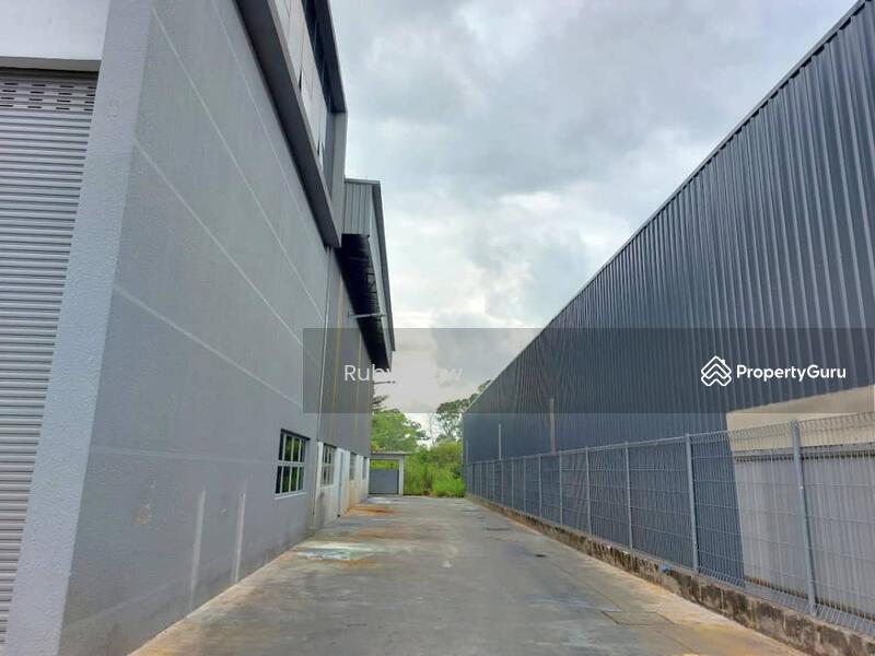 Untuk Disewa - Apex Industrial Park – 2 Storey Semi-Detached Factory for Rent