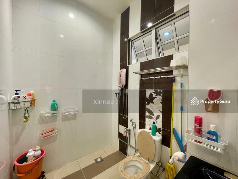 For Sale - Greenlane Double Storey Semi D At Island Park