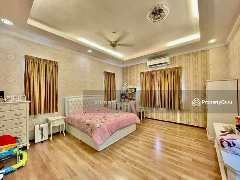 For Sale - Greenlane Double Storey Semi D At Island Park