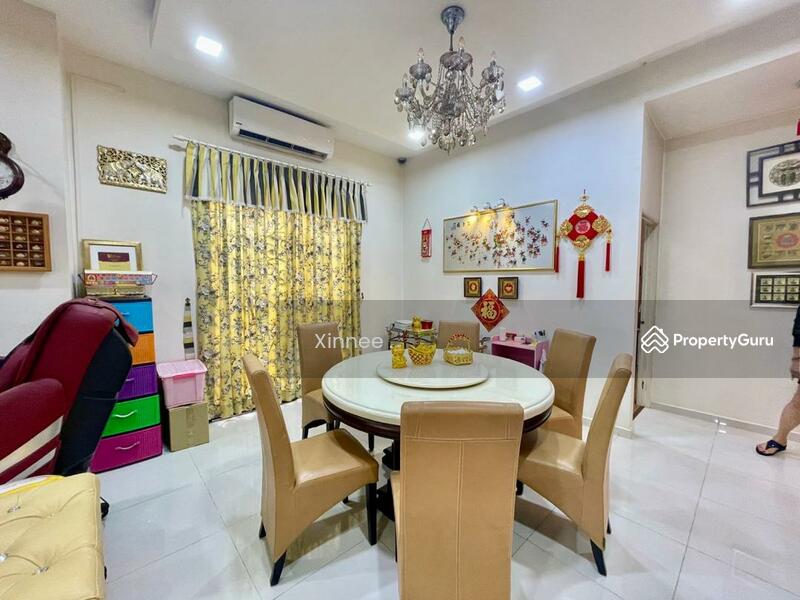 For Sale - Greenlane Double Storey Semi D At Island Park