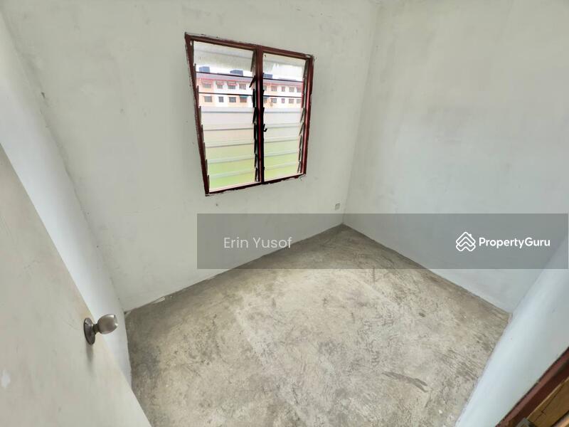 For Sale - Flat PKNS Section 7
