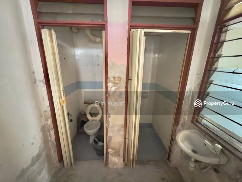 For Sale - Flat PKNS Section 7