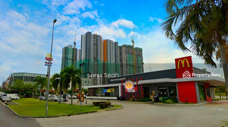 For Rent - ⭐ Corner ⭐ 2,850sf ⭐ RM7.70 psf ⭐ Best location same row with ZUS, Chagee, McDonald's, Ayam Gepuk ⭐