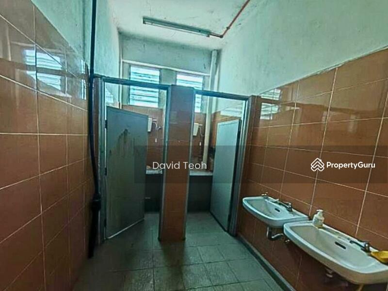 simpang ampat valdor semi-d factory for rent