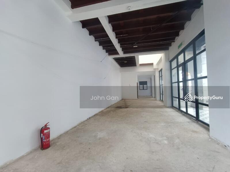 For Rent - Corner Shoplot at Macalister Road Georgetown