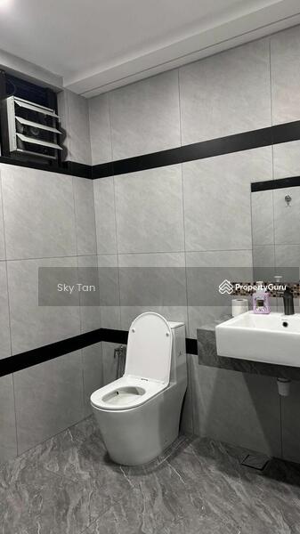 For Sale - Semi-Detached House at Senibong Cove