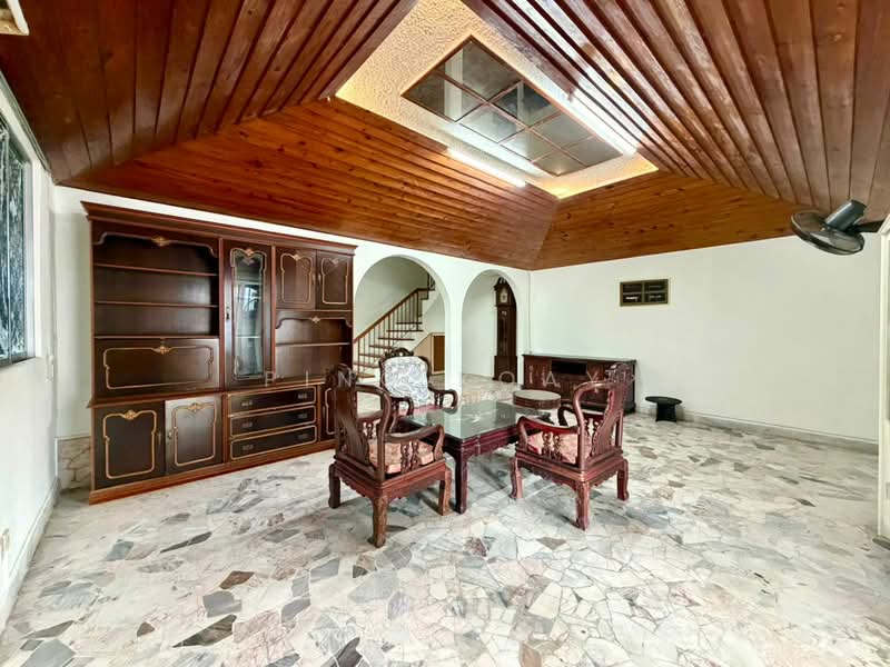 Rumah Berkembar untuk Dijual di Taman Chee Seng (Tanjung Bungah) - Ping Koay - Living Room - PropertyGuru.com.my