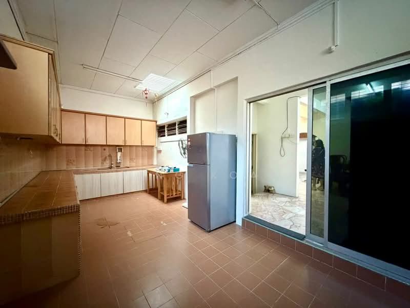 Rumah Berkembar untuk Dijual di Taman Chee Seng (Tanjung Bungah) - Ping Koay - Kitchen - PropertyGuru.com.my