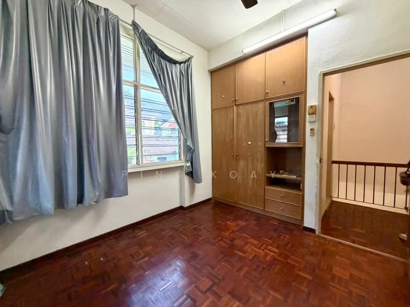 Rumah Berkembar untuk Dijual di Taman Chee Seng (Tanjung Bungah) - Ping Koay - Bedroom - PropertyGuru.com.my